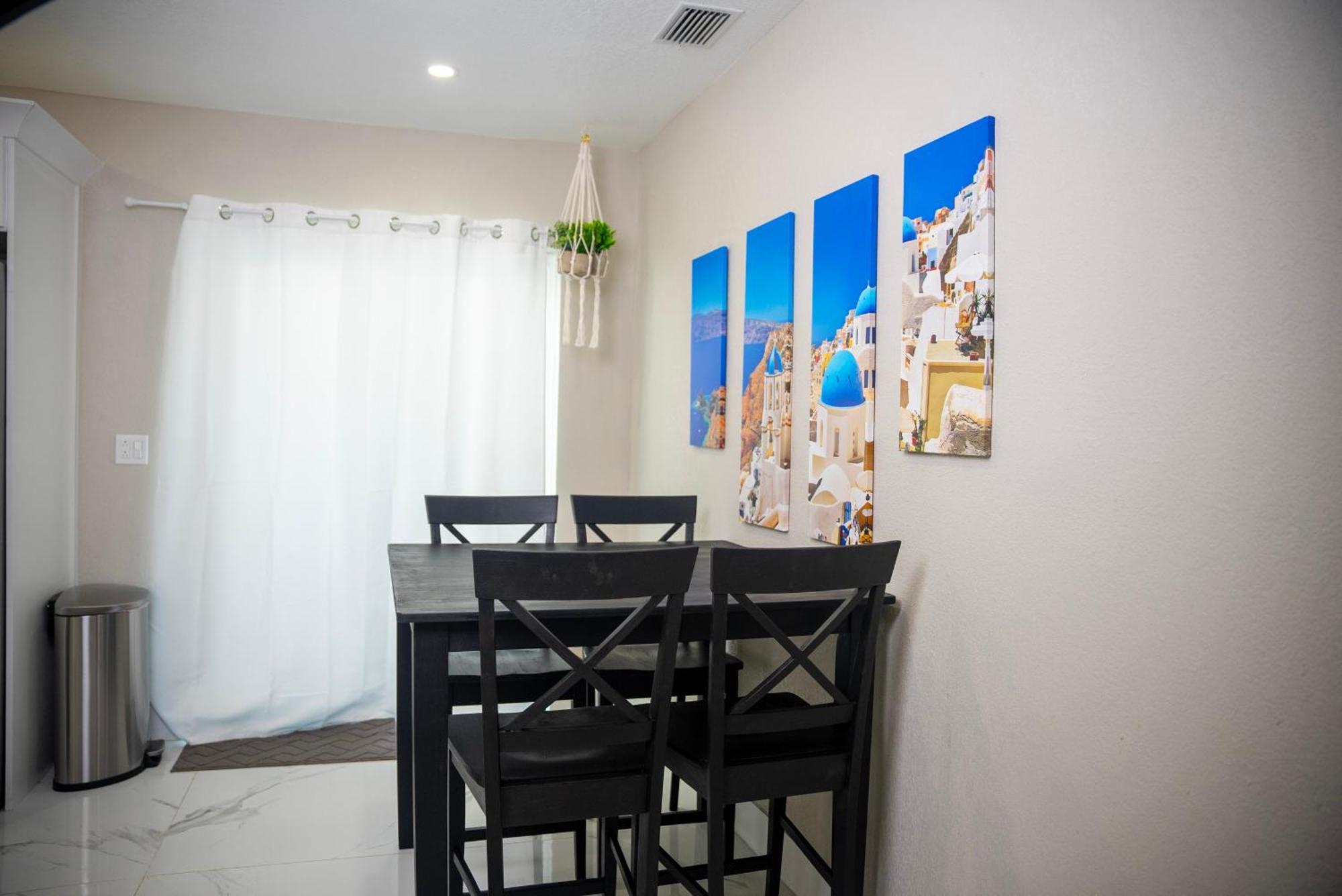 Stunning Modern Home In Tampa With Pool - Just 5 Minutes From Airport! 外观 照片
