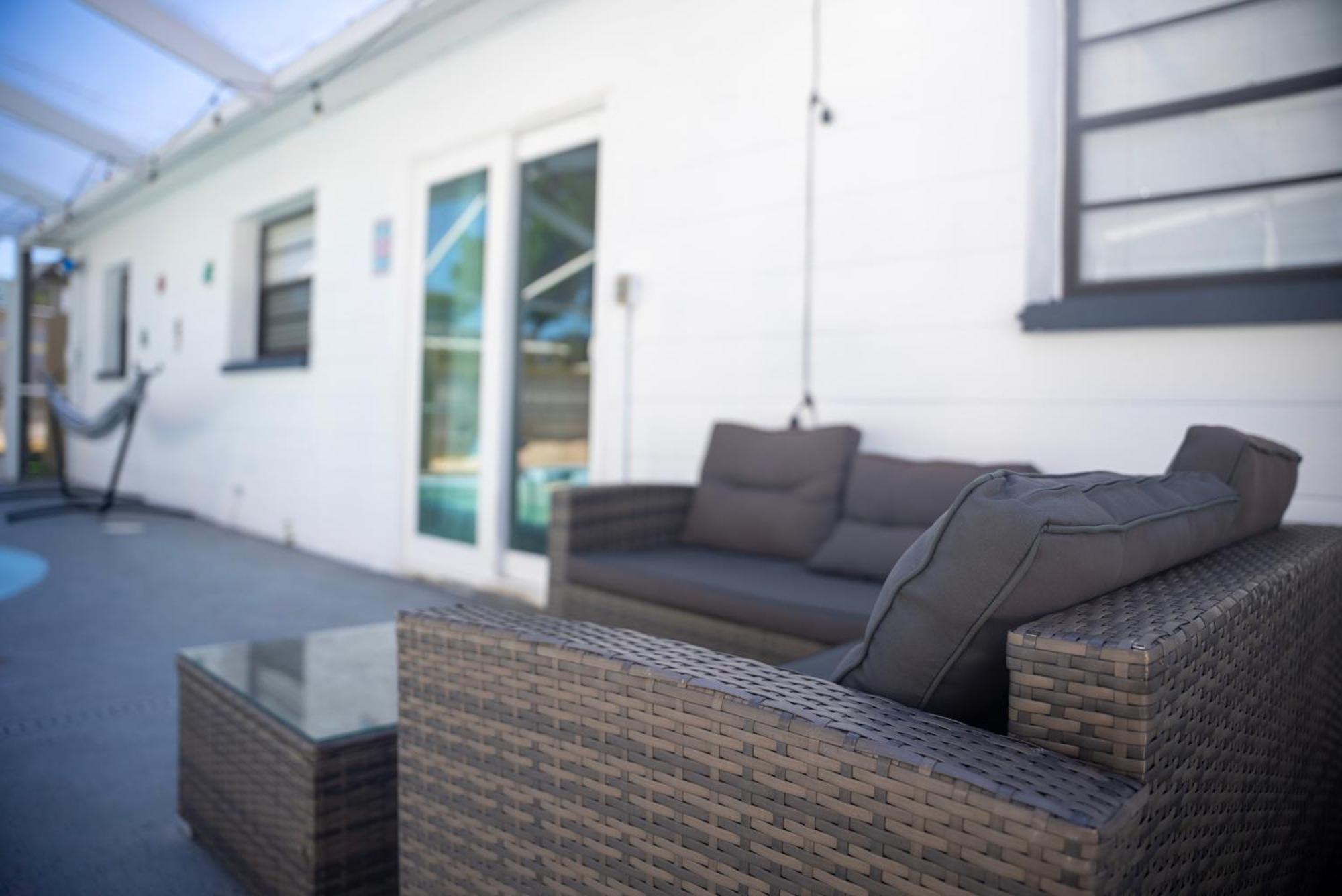 Stunning Modern Home In Tampa With Pool - Just 5 Minutes From Airport! 外观 照片