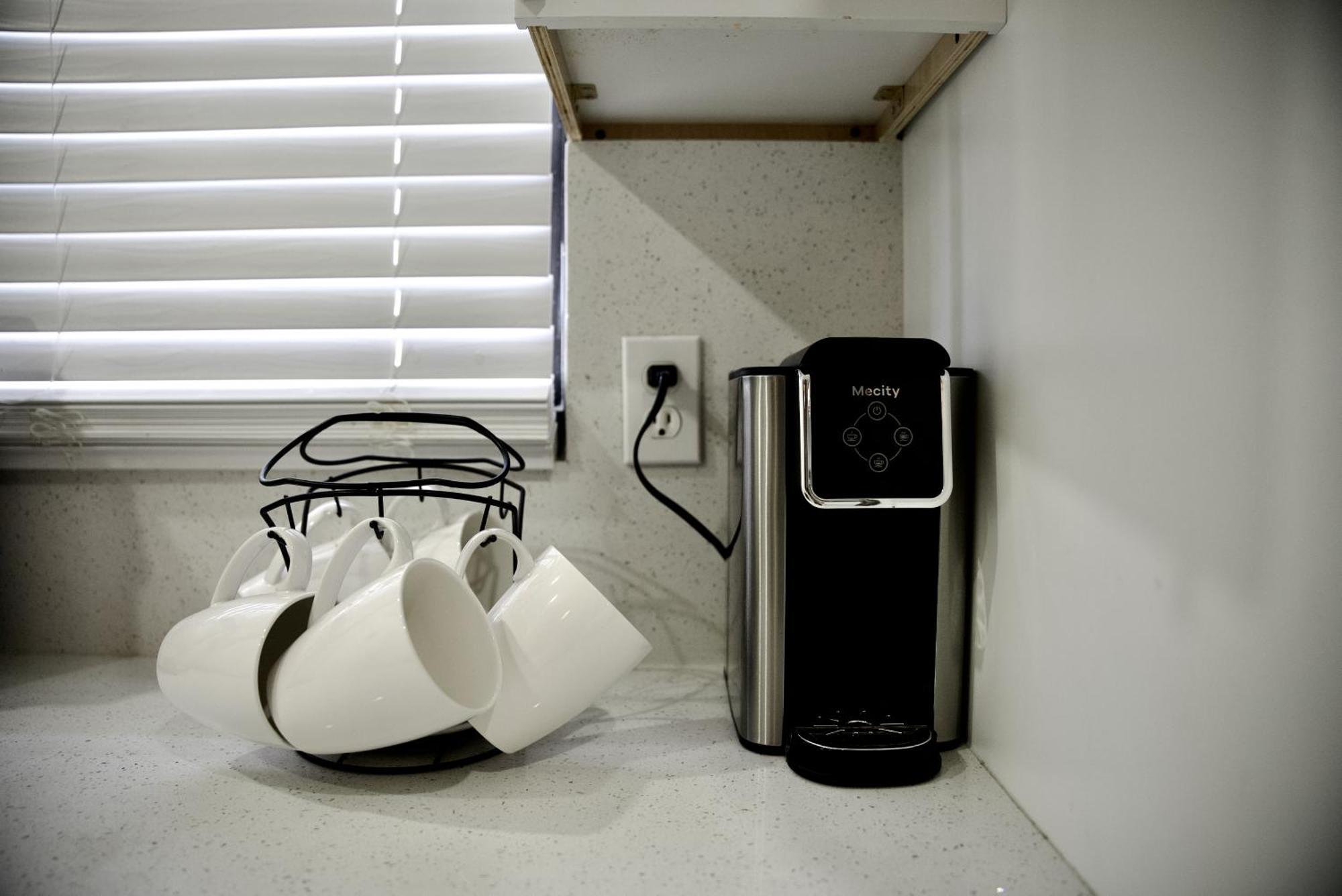 Stunning Modern Home In Tampa With Pool - Just 5 Minutes From Airport! 外观 照片