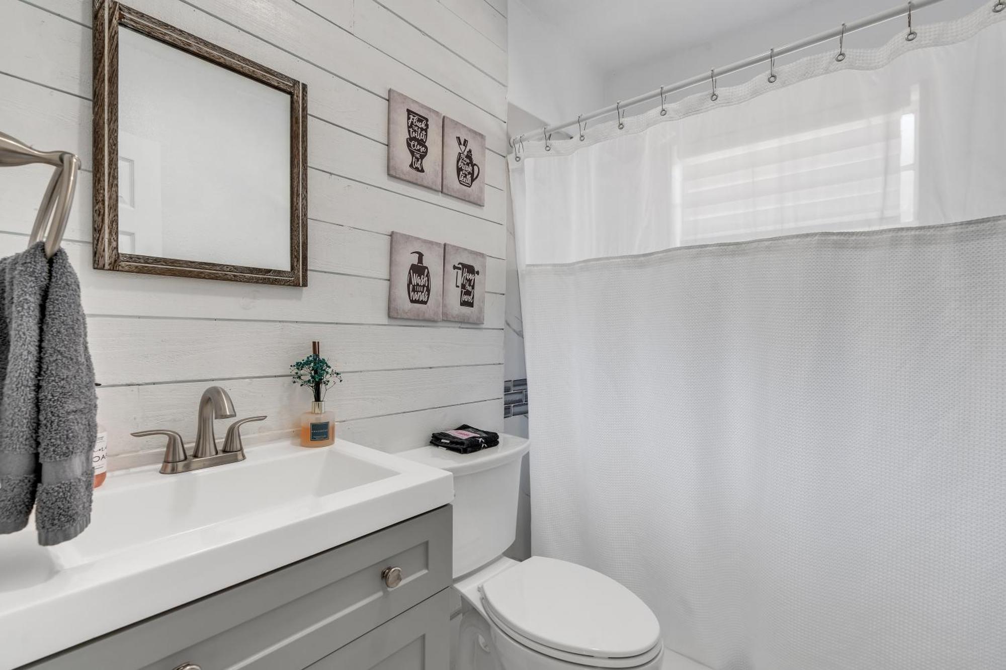 Stunning Modern Home In Tampa With Pool - Just 5 Minutes From Airport! 外观 照片